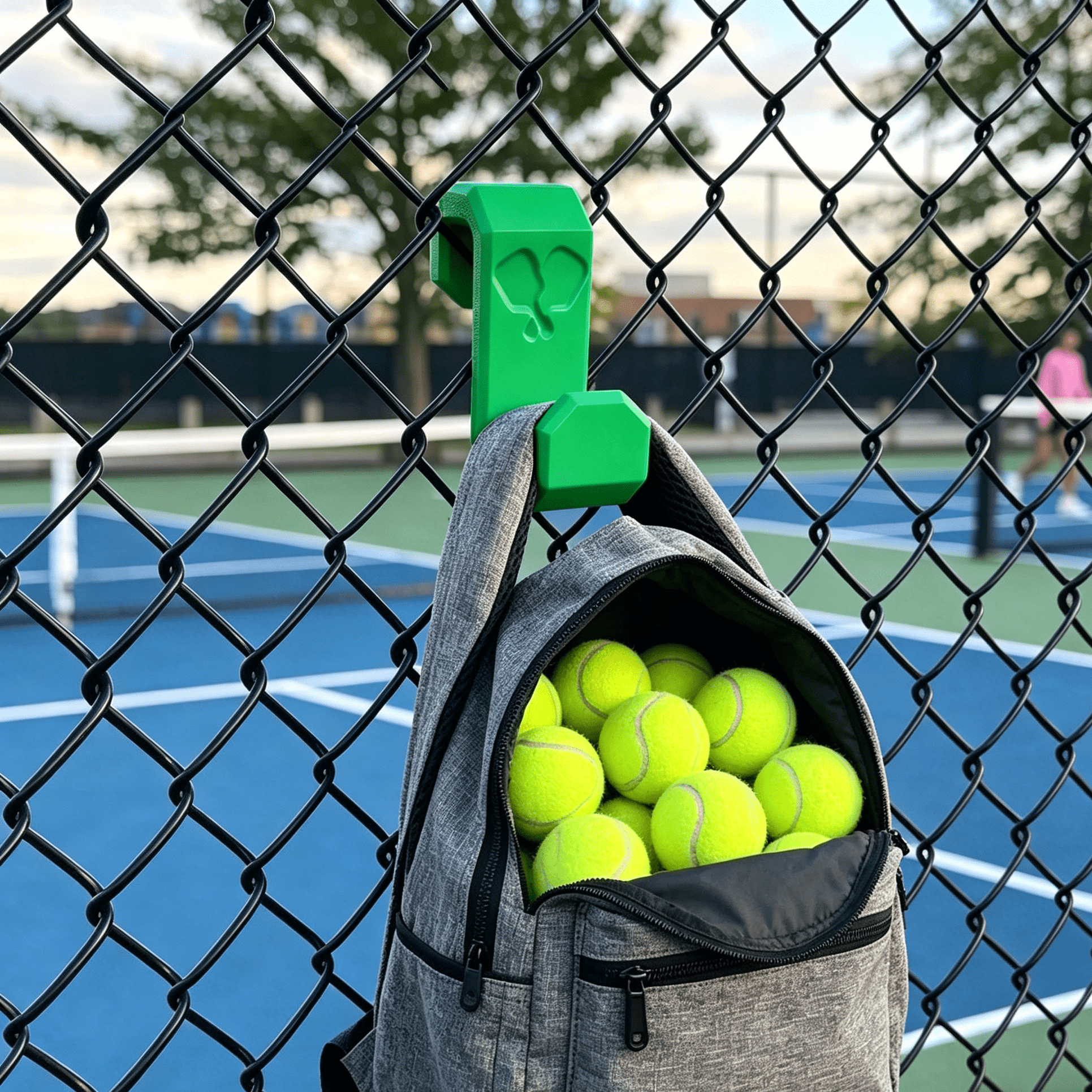 Outdoor Sports Net - Multi-Functional No-Drill Backpack Hook, Green Tennis