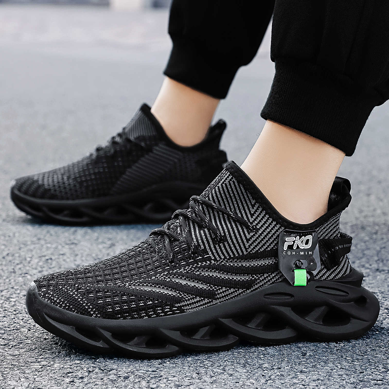 Men's Breathable Knit Sneakers - Outdoor Sport Gym 评论和价格